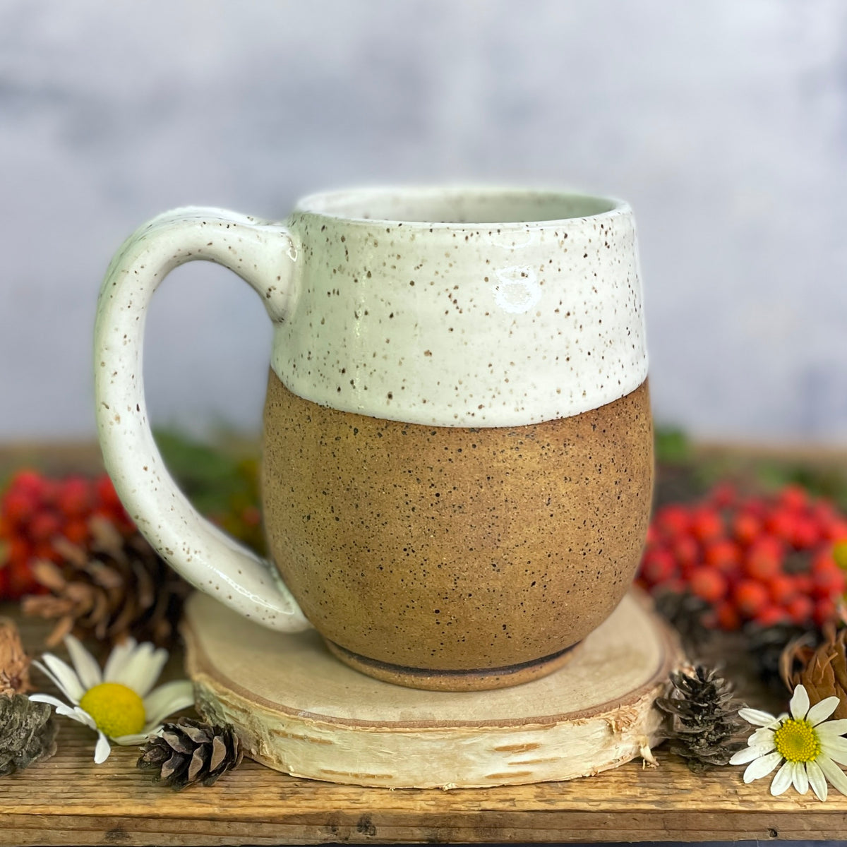 14. 18oz. Honeybee Mug