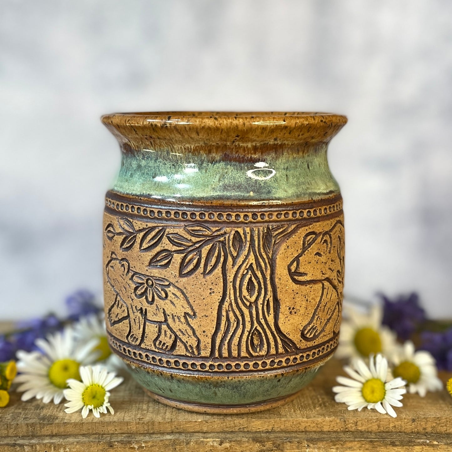10. 18oz. Bear and Cubs Mug