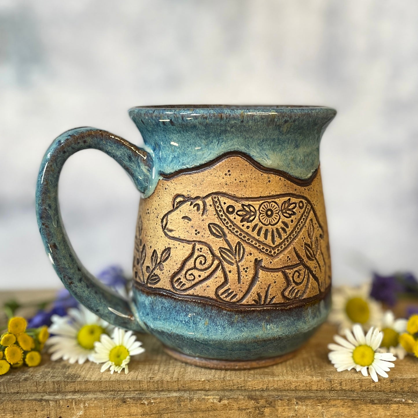 21. 16oz. Bear and Cubs Mug