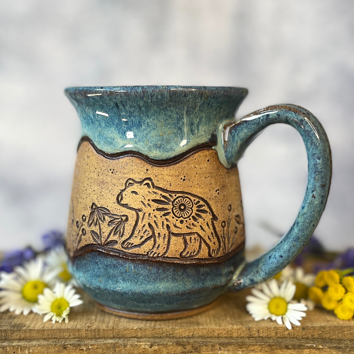 21. 16oz. Bear and Cubs Mug