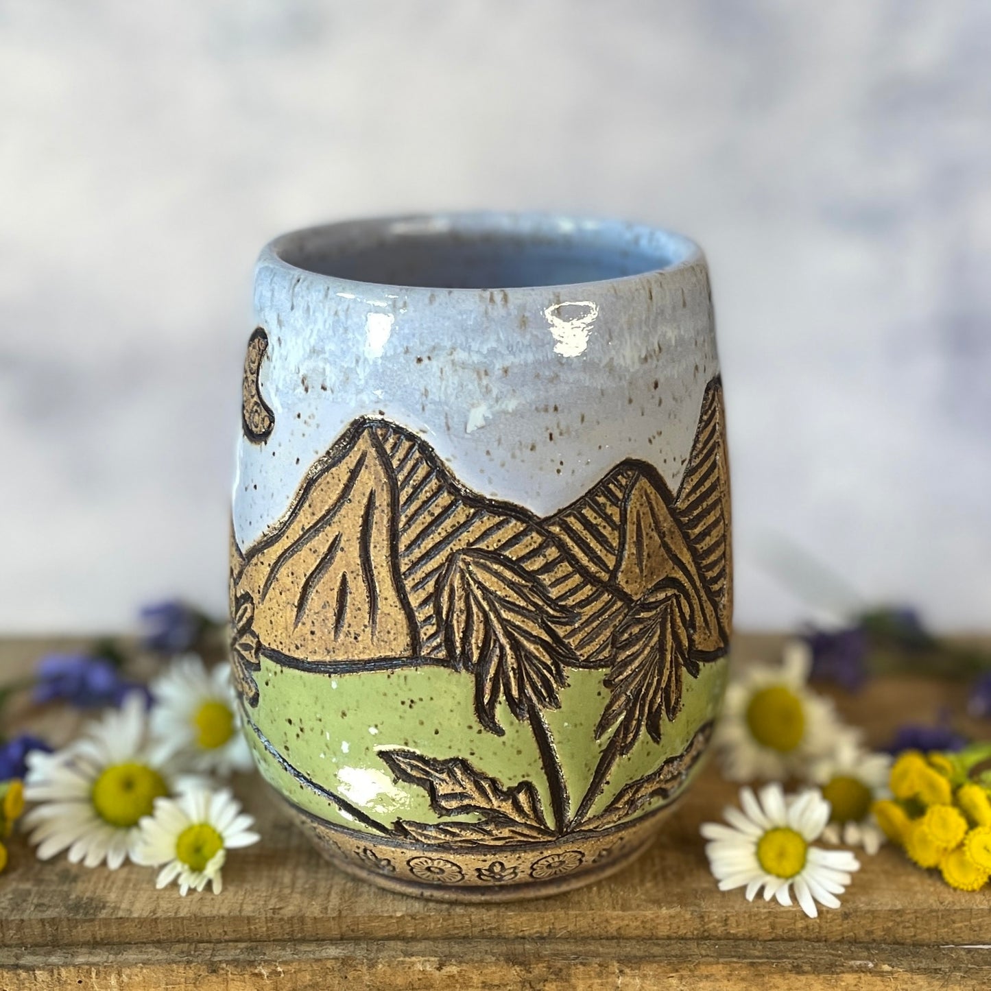26. 18oz. Wrap Around Mountain Wildflower Mug