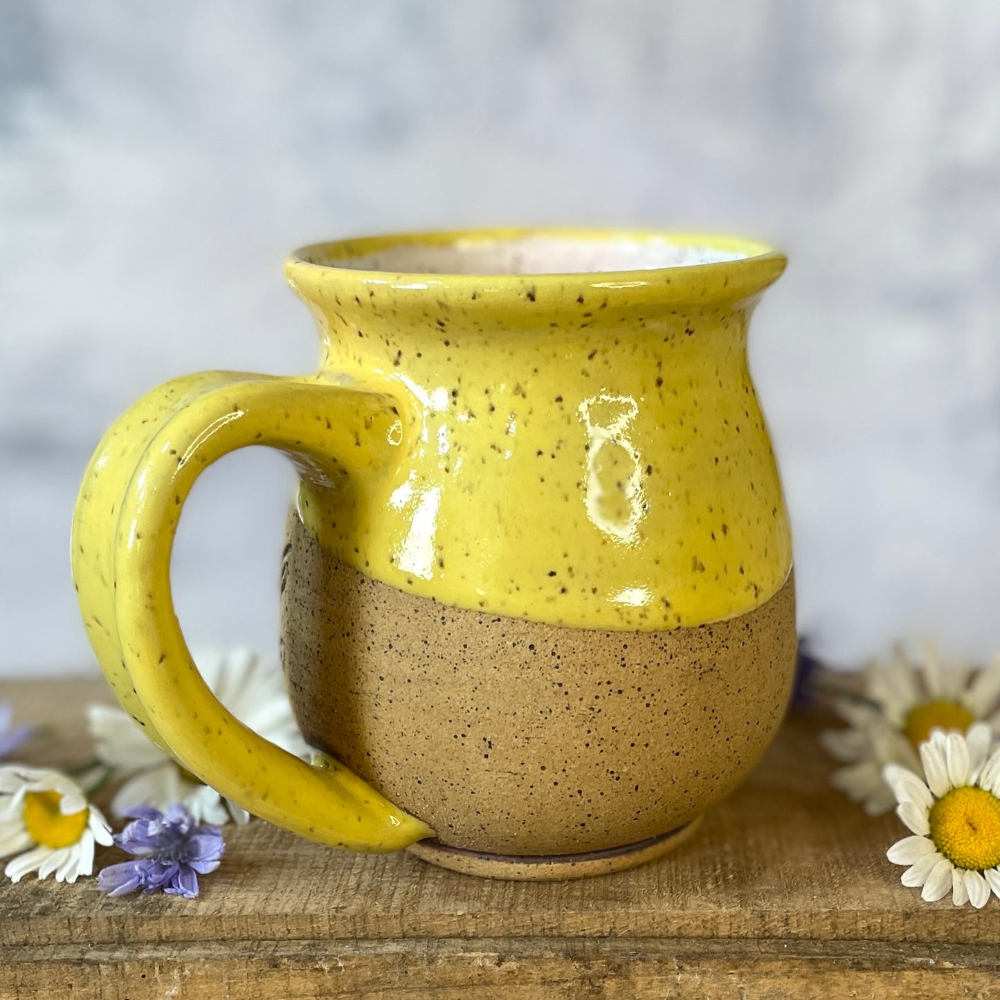 47. *note* 18oz. Honeybee Mug
