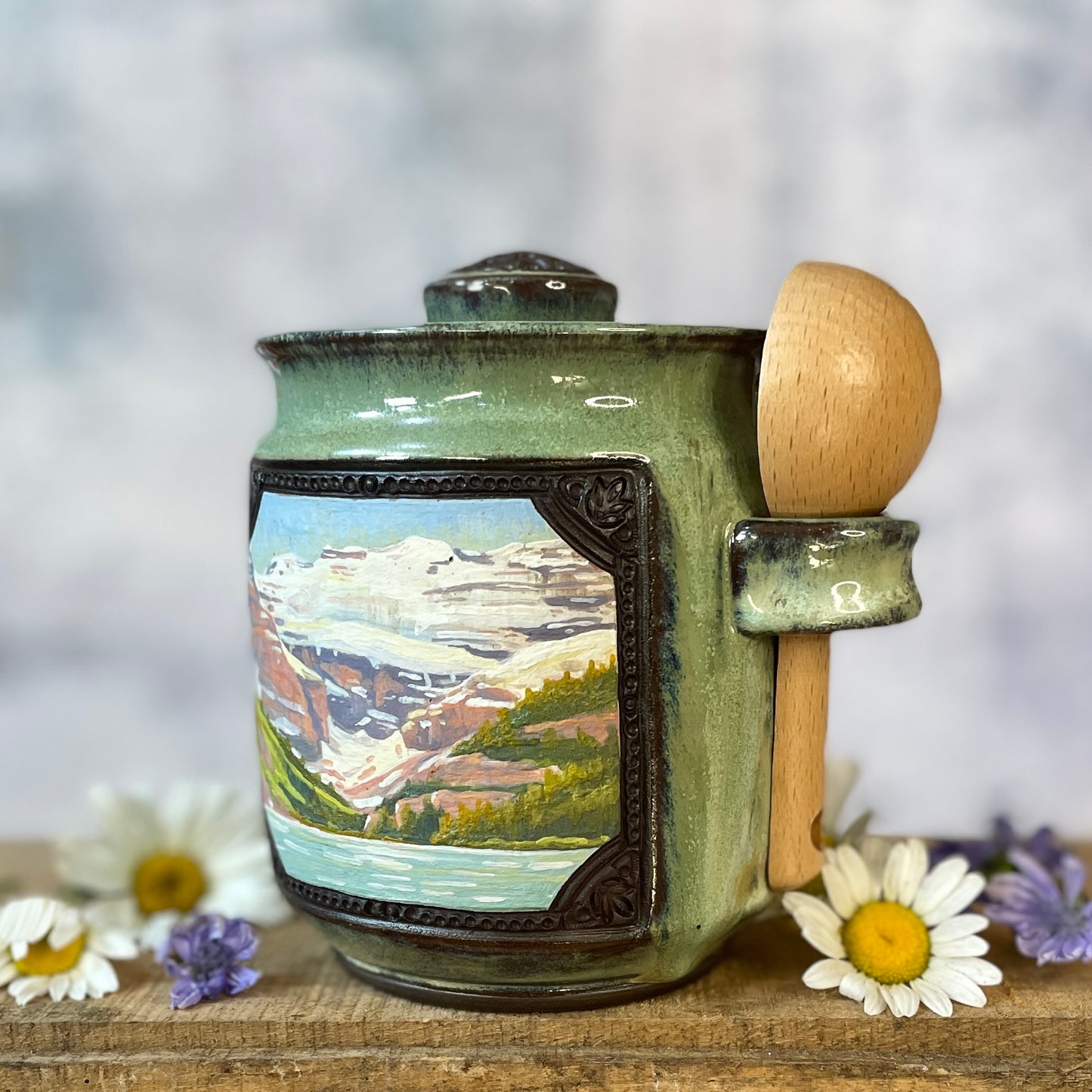 54. 19oz. Lake Louise jar with Scoop