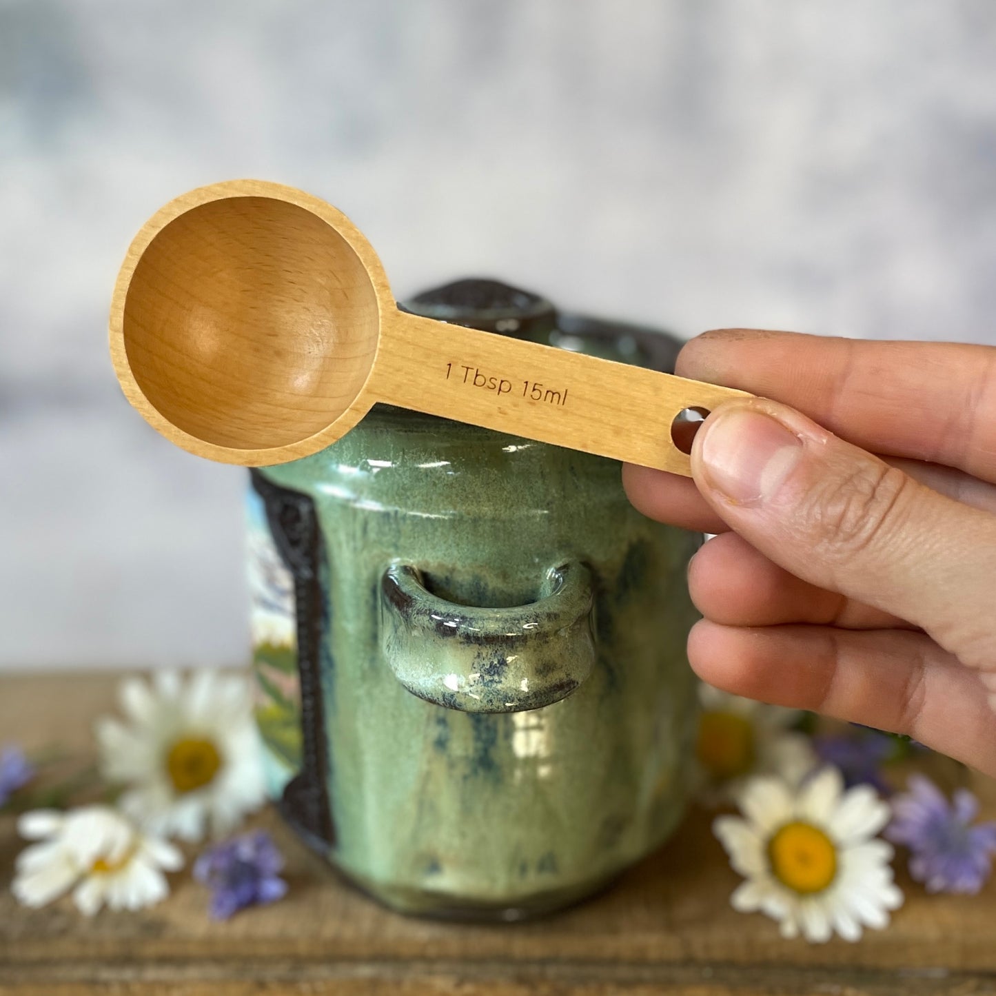 54. 19oz. Lake Louise jar with Scoop