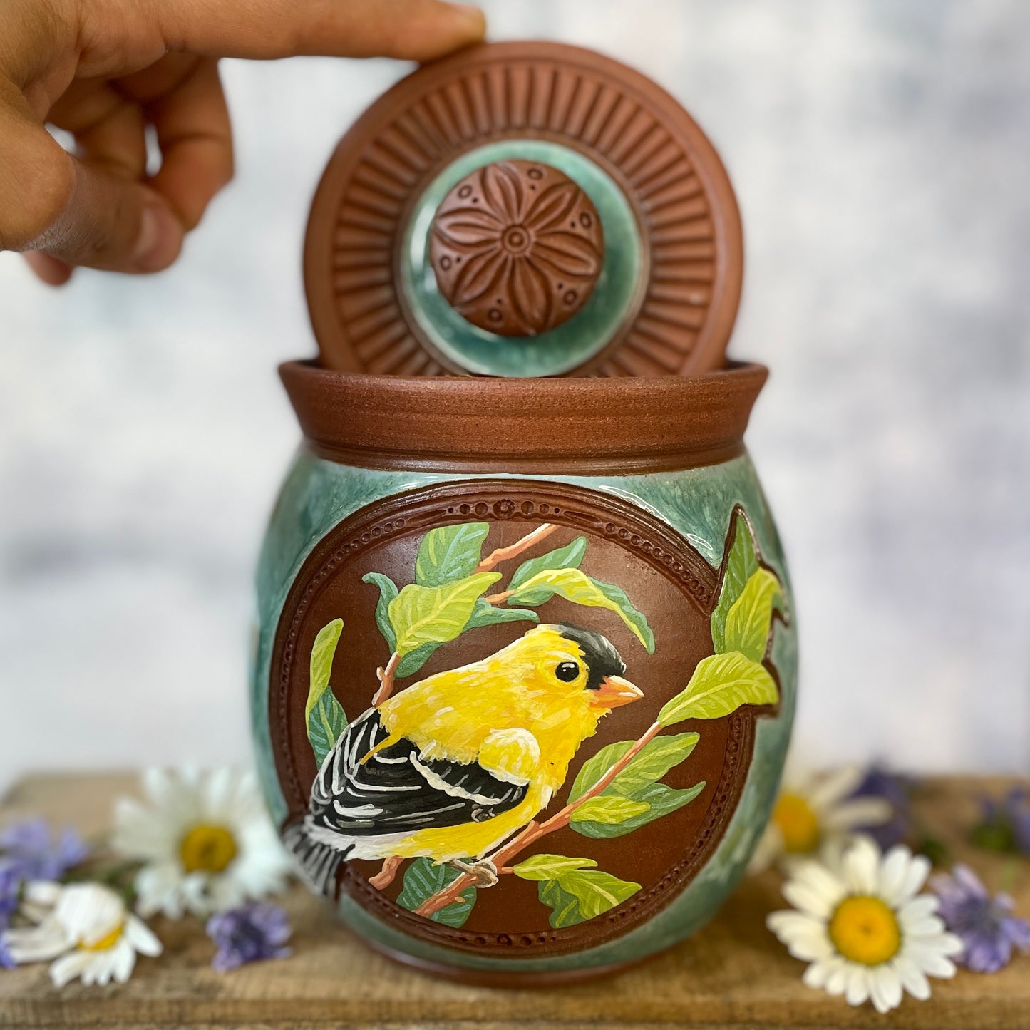 56. 34oz. Goldfinch Jar
