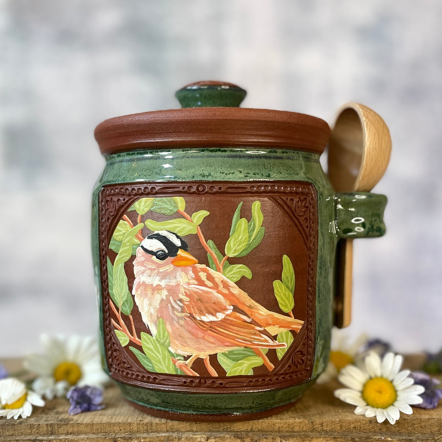 58. 34oz. White Crowned Sparrow Jar with Scoop
