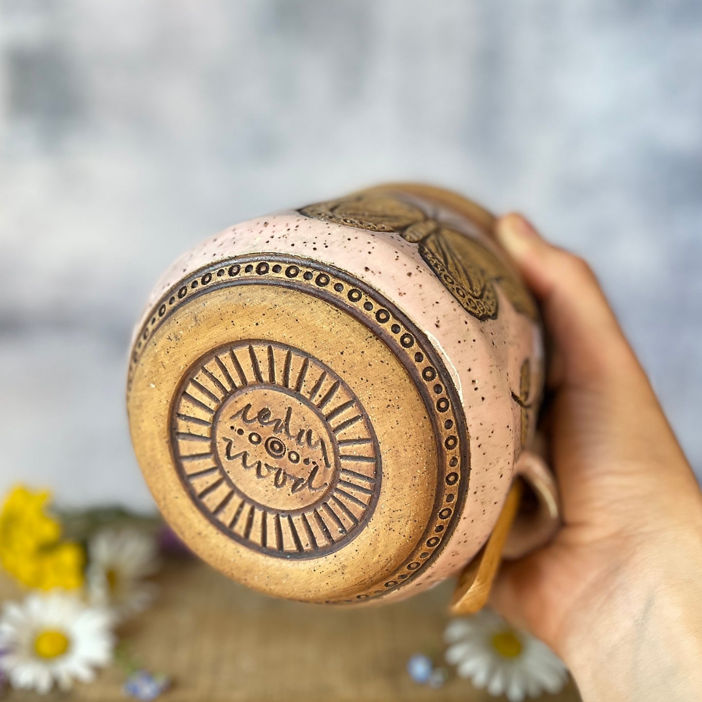 64. 26oz. Butterfly Jar with Scoop