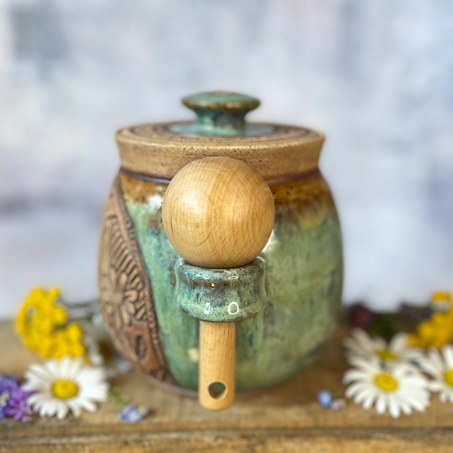67. 32oz. Mountain Wildflower Jar with Scoop