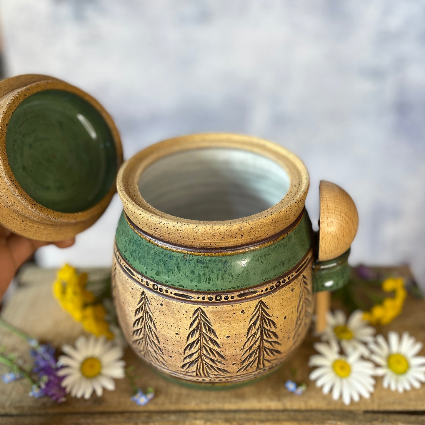 68. 36oz. Forest Jar with Scoop