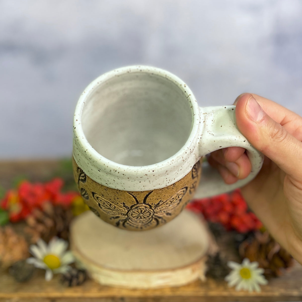 14. 18oz. Honeybee Mug