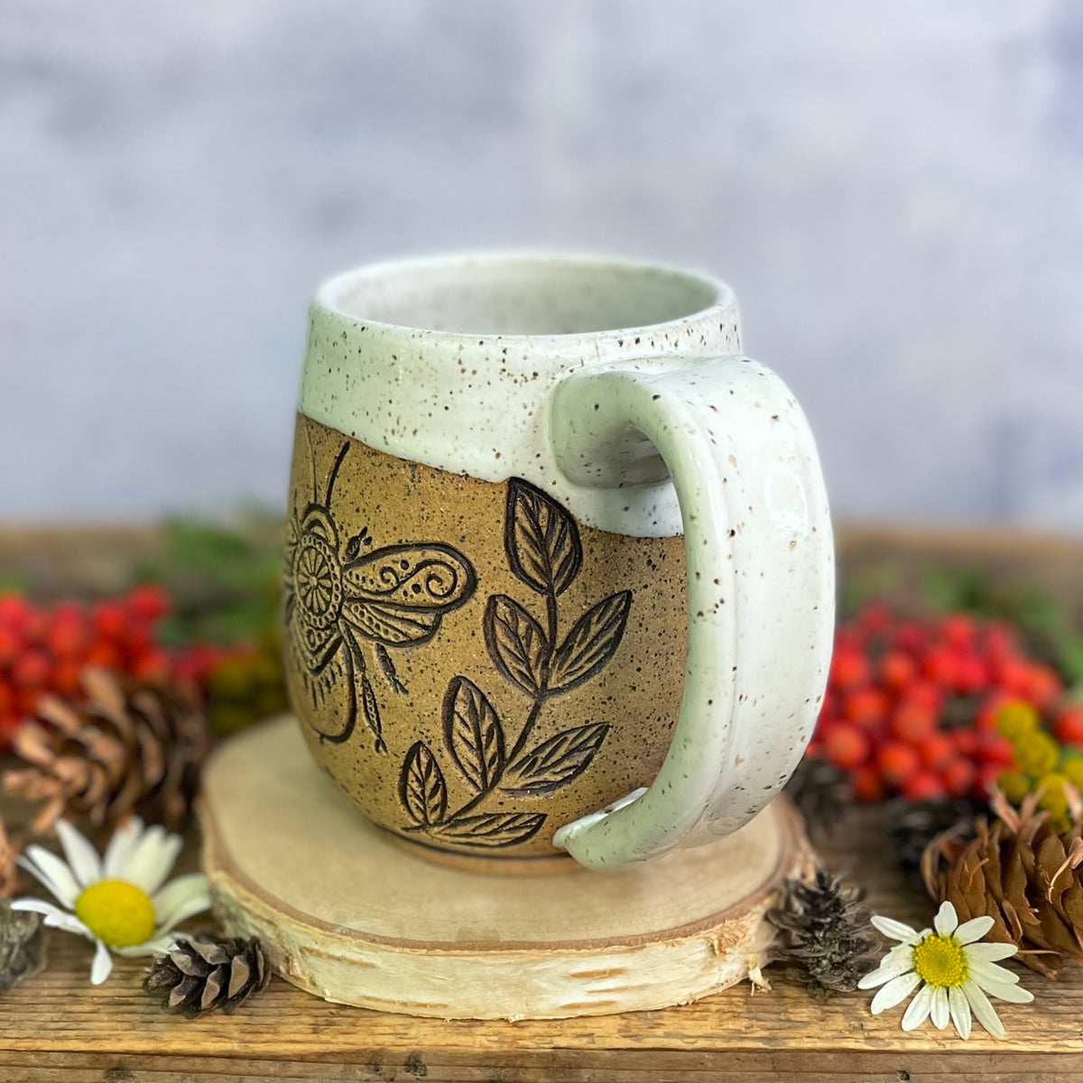 14. 18oz. Honeybee Mug