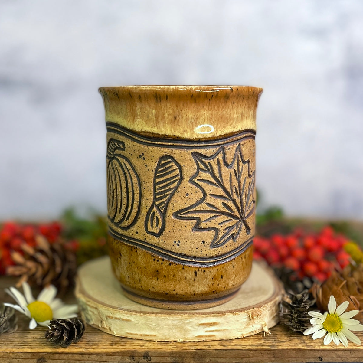 41. 16oz. Autumn Leaves and Pumpkin Mug