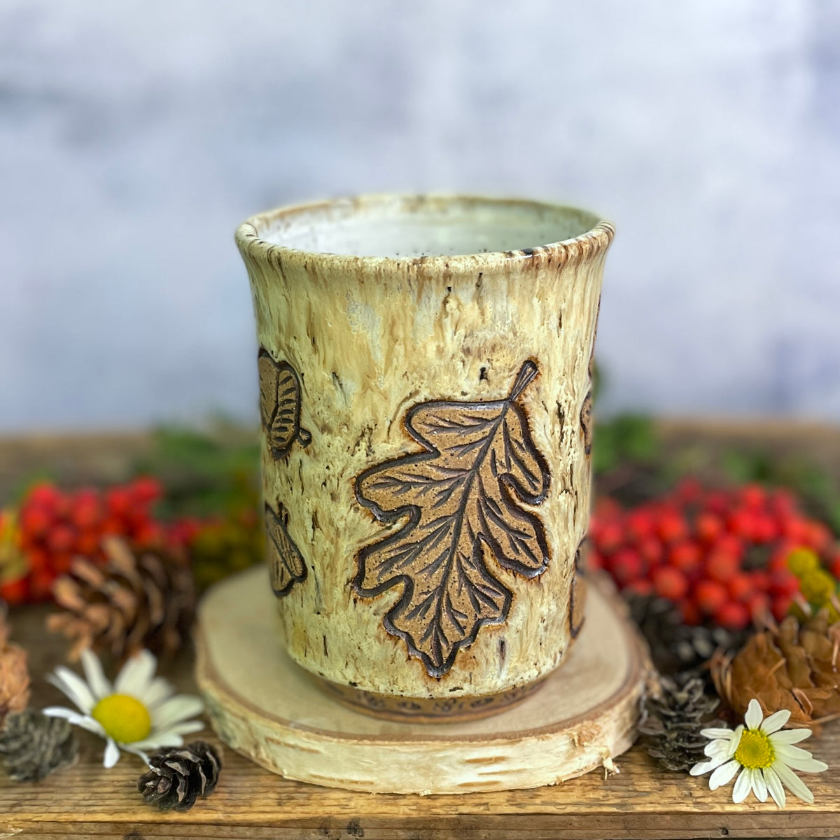 42. 16oz. Oak and Acorn Mug