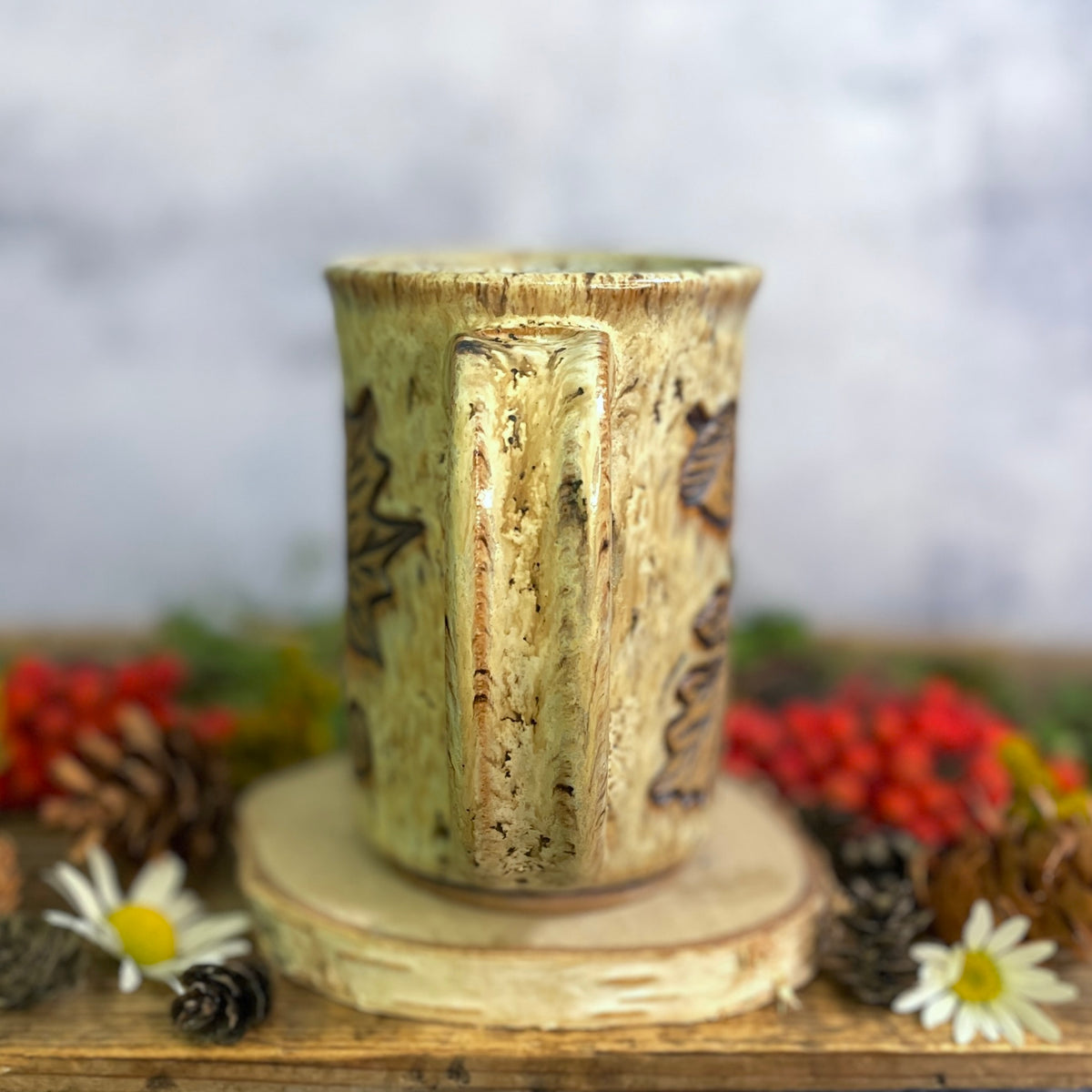 45. 16oz. Autumn Leaves and Pumpkin Mug