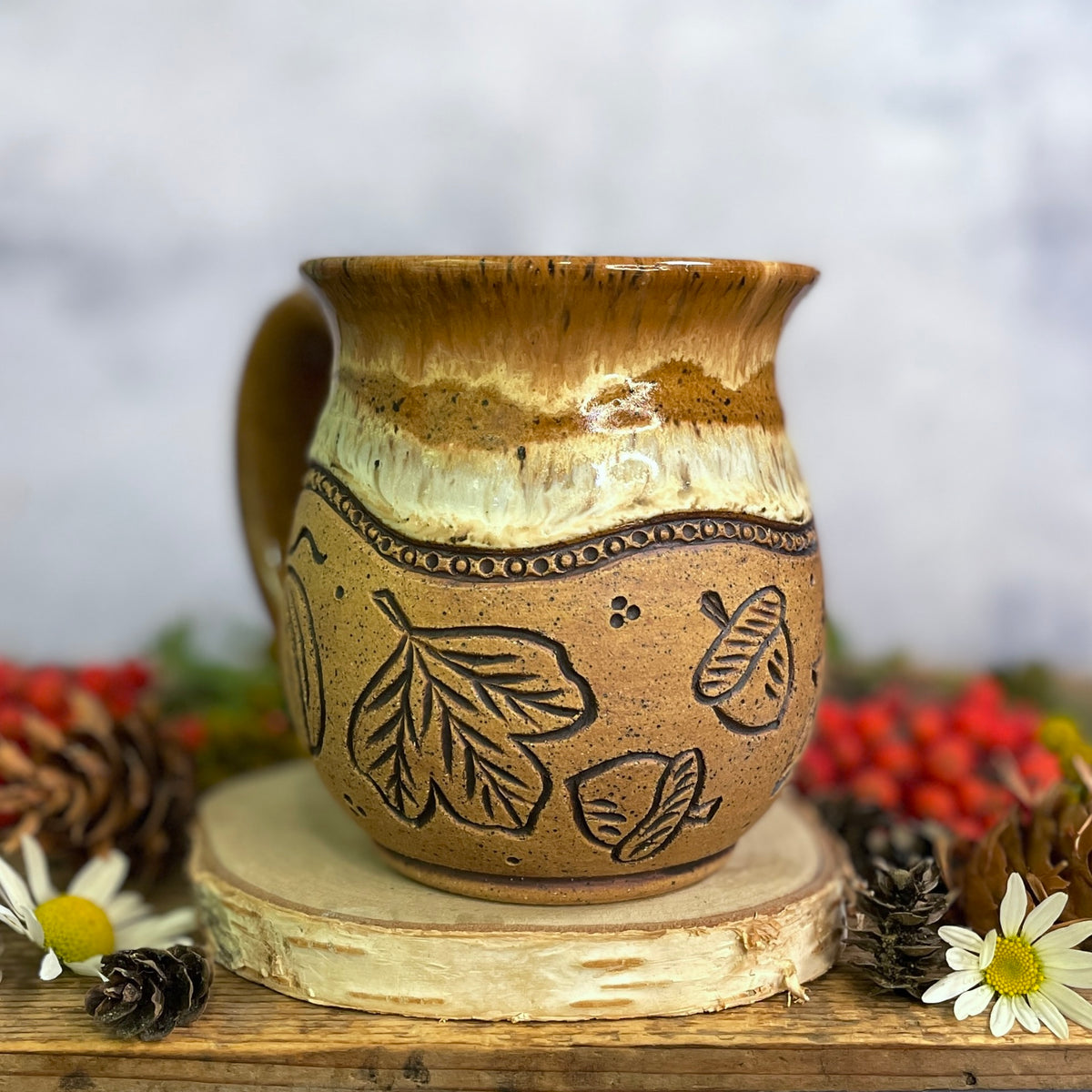 46. 18oz. Autumn Leaves and Pumpkin Mug