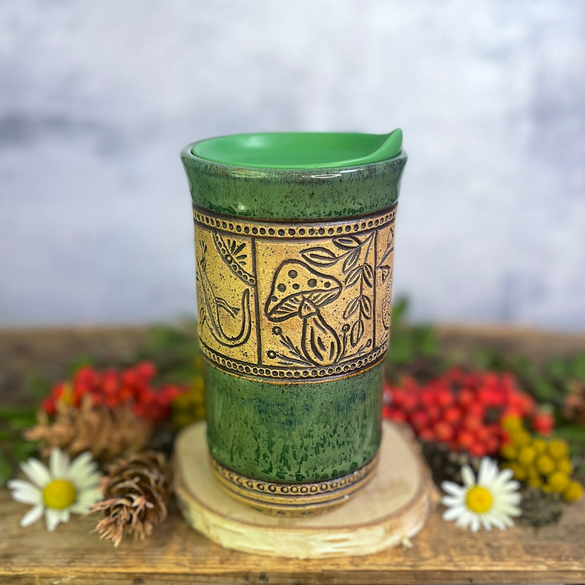 50. 17oz. Forest Creatures Tiled Travel Tumbler