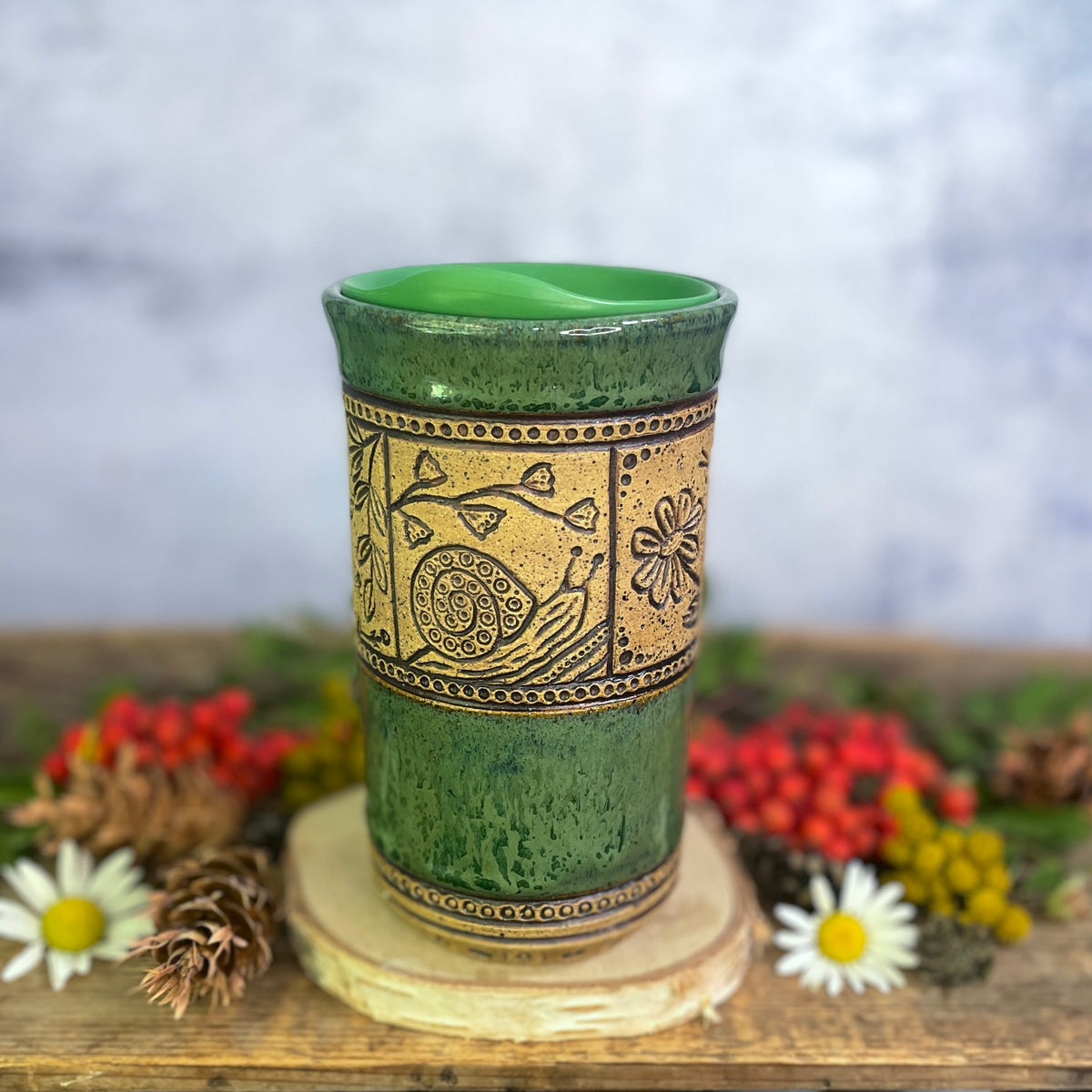 50. 17oz. Forest Creatures Tiled Travel Tumbler